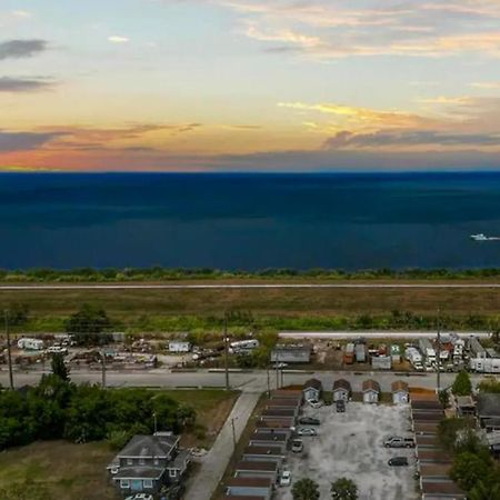 Modern Studio Retreat With King Bed - Cozy Comfort Pahokee Exteriör bild